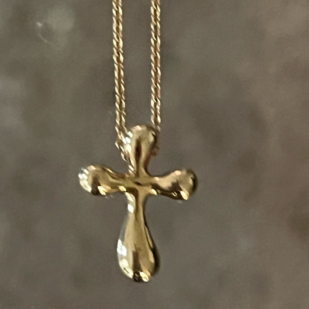 Tiffany & Co. Elsa Peretti 18k Gold Cross Pendant Necklace